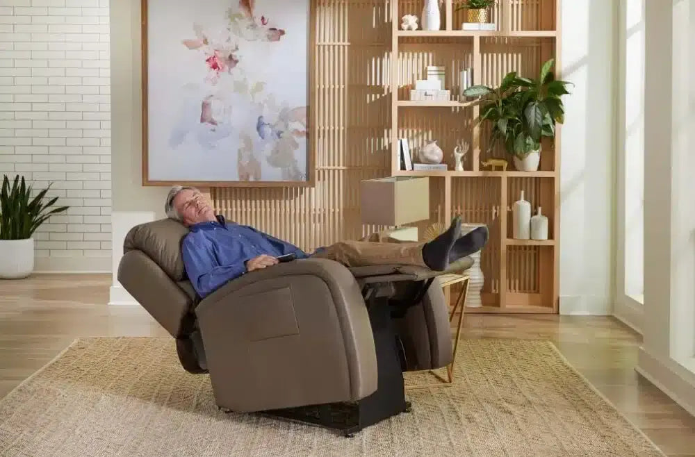 Lift Chair Rental vs. Purchase: Which is the Right Choice for You?