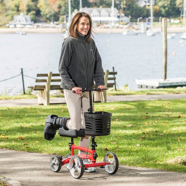 Knee walkers and knee scooters