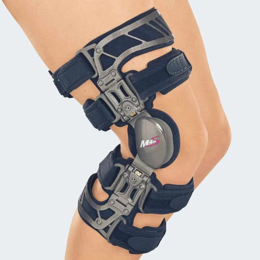 M.4s OA Hinge Cover Set