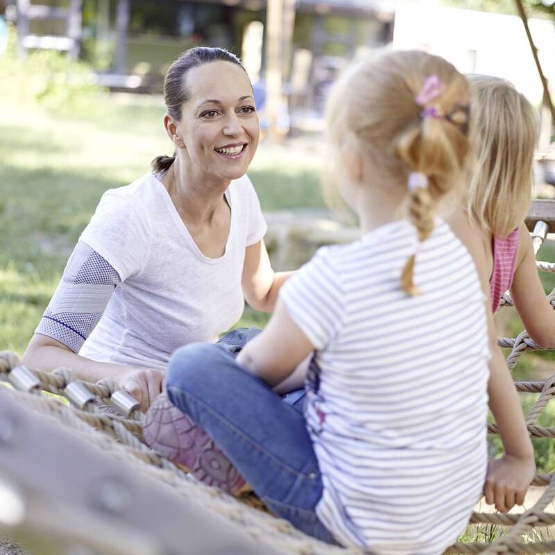 OmoTrain Shoulder Brace