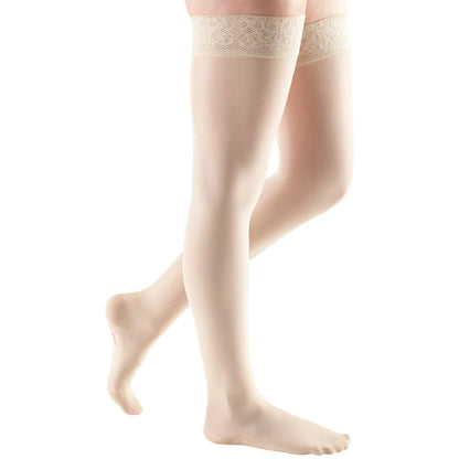 Medi Sheer & Soft 30-40mmHg Closed Toe Thigh Length Petite w/Lace Silicone Top Band